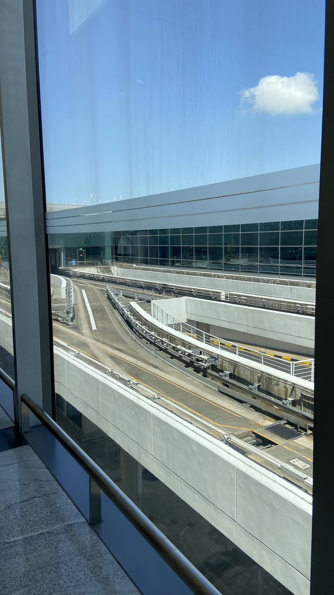 kforkinsley's tweet photo. MAU SHARING BUDGET PERGI KE SINGAPORE KEMARIN AHH 

Pergi 3 hari 2 malem, flight dari Jakarta yaah.

kemarin budgetnya 6 juta 3 hari 2 malem, udh include pesawat, hotel, transport, makan &amp; belanja https://t.co/5FJoUQO9l0