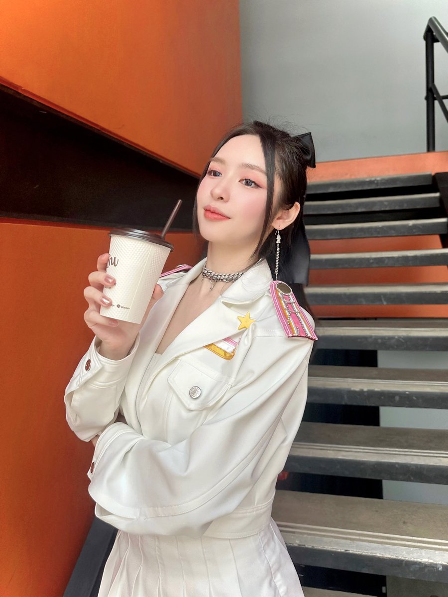 Lookkaeww_k's tweet photo. พรรคนี้ คิดถึงแต่เธอ 😉✨
#ลูกแก้วCosmos #lookkaewcosmos #lookkaewkamollak #ลูกแก้วกมลลักษณ์ #starhunter #tpop #idol #COSMOSTH #ชอบใช่มะ #CosmosDebut #Yougetlucky
#StarHunterEntertainment #starhunter2023 @starhunter_ent https://t.co/Fv5P7RxGKH
