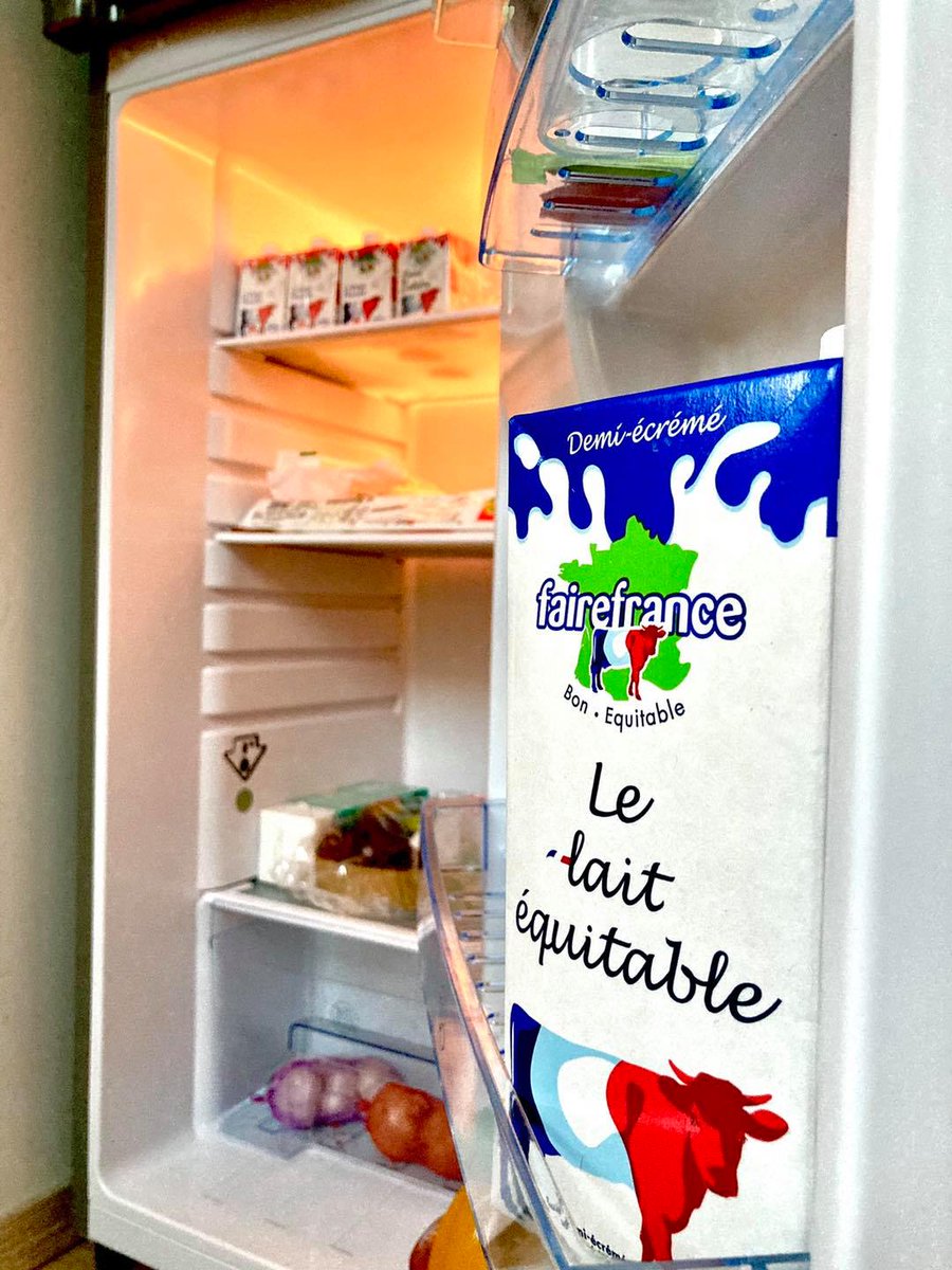 Bonjour à tous ! Aujourd’hui petite photo sympa que nous avons reçu de la part d’un de nos fervents consommateurs et que nous voulions vous partager ! Merci à lui de nous soutenir mais aussi à VOUS TOUS !!! Vous êtes formidables !! 👏😍🎉💪🥰