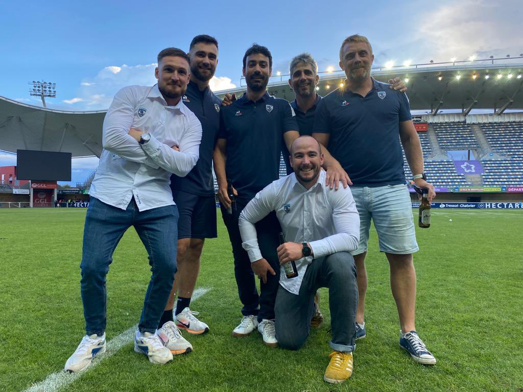 💙🤍 La der de <a href="/MathieuBorel/">Mathieu Borel</a> et Louis Goullet au GGL Stadium avec <a href="/MHR_officiel/">Montpellier Rugby</a>