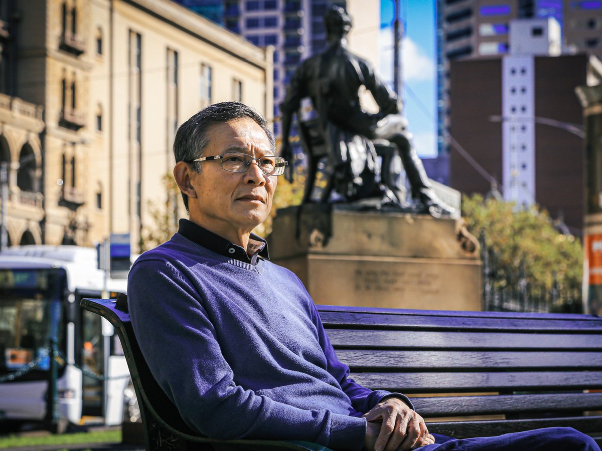 หลังจากจัดตั้งรัฐบาลแล้ว ฝาก #ก้าวไกล และ <a href="/RangsimanRome/">Rangsiman Rome</a> ช่วยพาคุณ #ปวีณพงศ์สิรินทร์ กลับบ้านอย่างสง่าผ่าเผยด้วยครับ  คนไทยอยากไปต้อนรับท่านที่สนามบินมากๆ