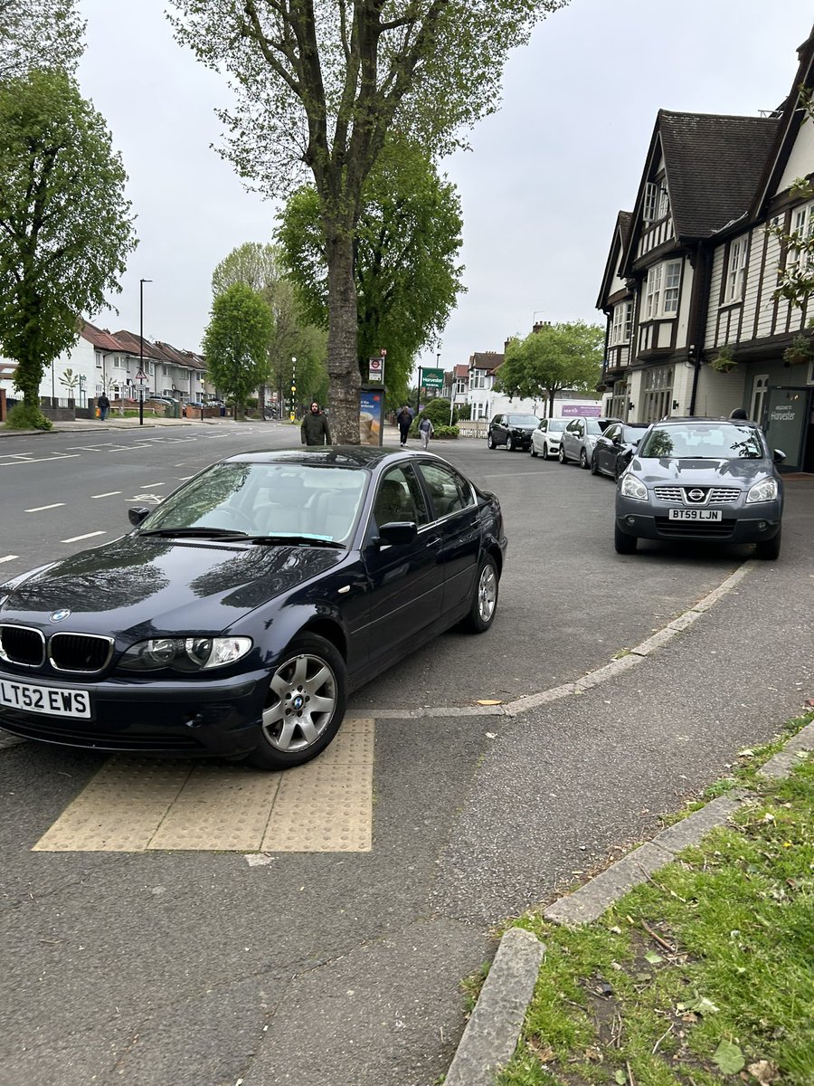 Alexandra tweet media