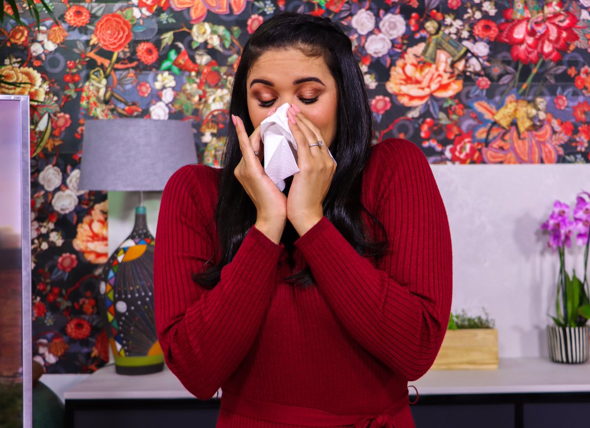 expressoshow's tweet photo. A R5000 cash prize could be yours, all thanks to Corenza Para-C! 💰  
Simply tell us... what's your go-to flu remedy for winter?  Make sure to use #CorenzaParaC and #BeatWinterFlu in your answer. 
Comp closes: Thursday, 18 May 2023. Ts&amp;Cs: https://t.co/UFbc2GRO2B #ExpressoShow https://t.co/Wmx26Nc0Zh