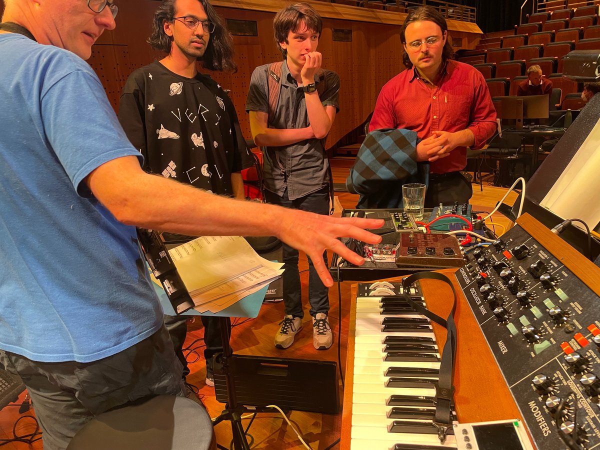 Big thanks to @WillGregoryMoog and @A_C_O for allowing students from @sydneycon to watch a rehearsal of A Clockwork Orange and Beyond and learn from the #Moog masters. 

Read more: bit.ly/3pLL0ew

@moogmusicinc 
#synthesizer 
#ACO23Season #AustralianChamberOrchestra