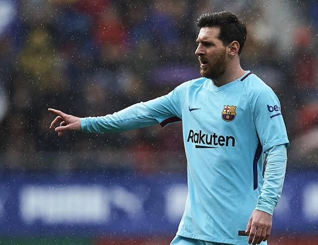 ㊗️LA LIGA CHAMP🏆ONS🎉 🔴#バルセロナ ユニフォーム 🔵17-18 AWAY