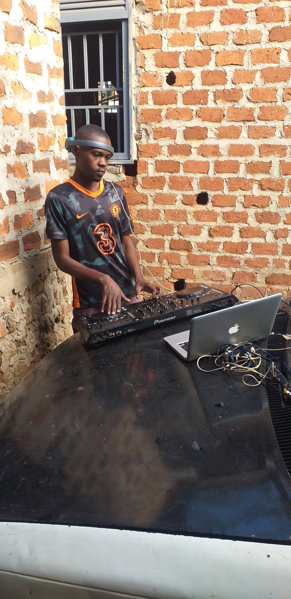 DJ KYLE BEATS tweet media