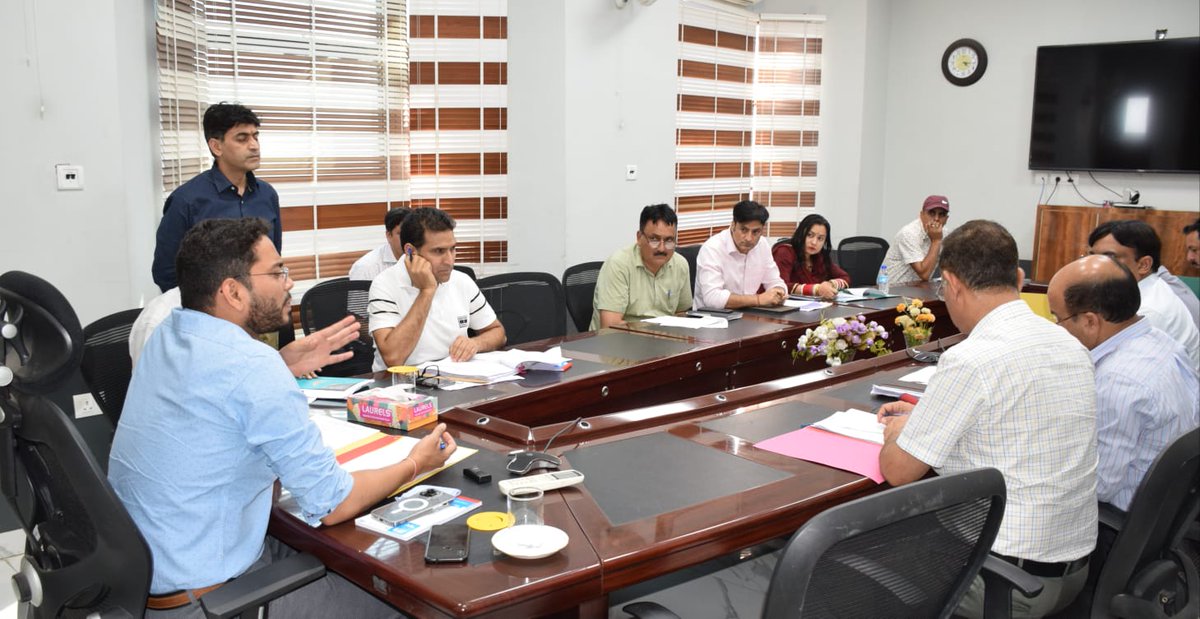 udhadm's tweet photo. DLC approves 02 cases under Change Of Land Use  (CLU) in Udhampur, concern to ensure issuance of NOCs after documents verification . 
@diprjk
@justcsachin https://t.co/mwy1zIIM0U