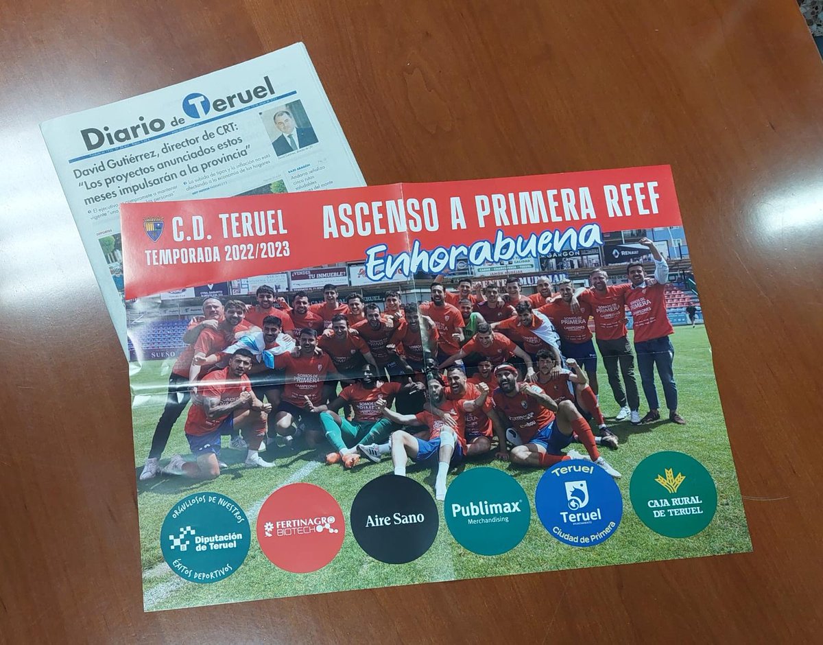 diariodeteruel's tweet photo. Este lunes, gratis con la edición de papel de DIARIO DE TERUEL, el póster del  @Teruelcd, campeón de 2ª RFEF y nuevo equipo de 1ª RFEF. https://t.co/sKTd2Du2Zr