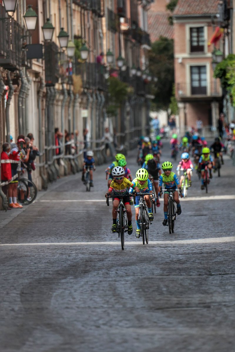 Equipo Deporte | Cobertura en eventos deportivos (@equipodeporte) on Twitter photo II Trofeo ciclista QUIJOTE CIUDAD DE ALCALÁ
<a href="/ec_magro/">ECMagro</a> @AlcalaESdeporte <a href="/FMCICLISMO/">fmciclismo</a> <a href="/AytoAlcalaH/">Ayuntamiento de Alcalá de Henares</a> <a href="/AlcalaHoy1/">AlcalaHoy</a>
#fotografía #fotografiadeportiva #equipodeporte #sportphotography #Ciclismo II Trofeo ciclista QUIJOTE CIUDAD DE ALCALÁ
<a href="/ec_magro/">ECMagro</a> @AlcalaESdeporte <a href="/FMCICLISMO/">fmciclismo</a> <a href="/AytoAlcalaH/">Ayuntamiento de Alcalá de Henares</a> <a href="/AlcalaHoy1/">AlcalaHoy</a>
#fotografía #fotografiadeportiva #equipodeporte #sportphotography #Ciclismo