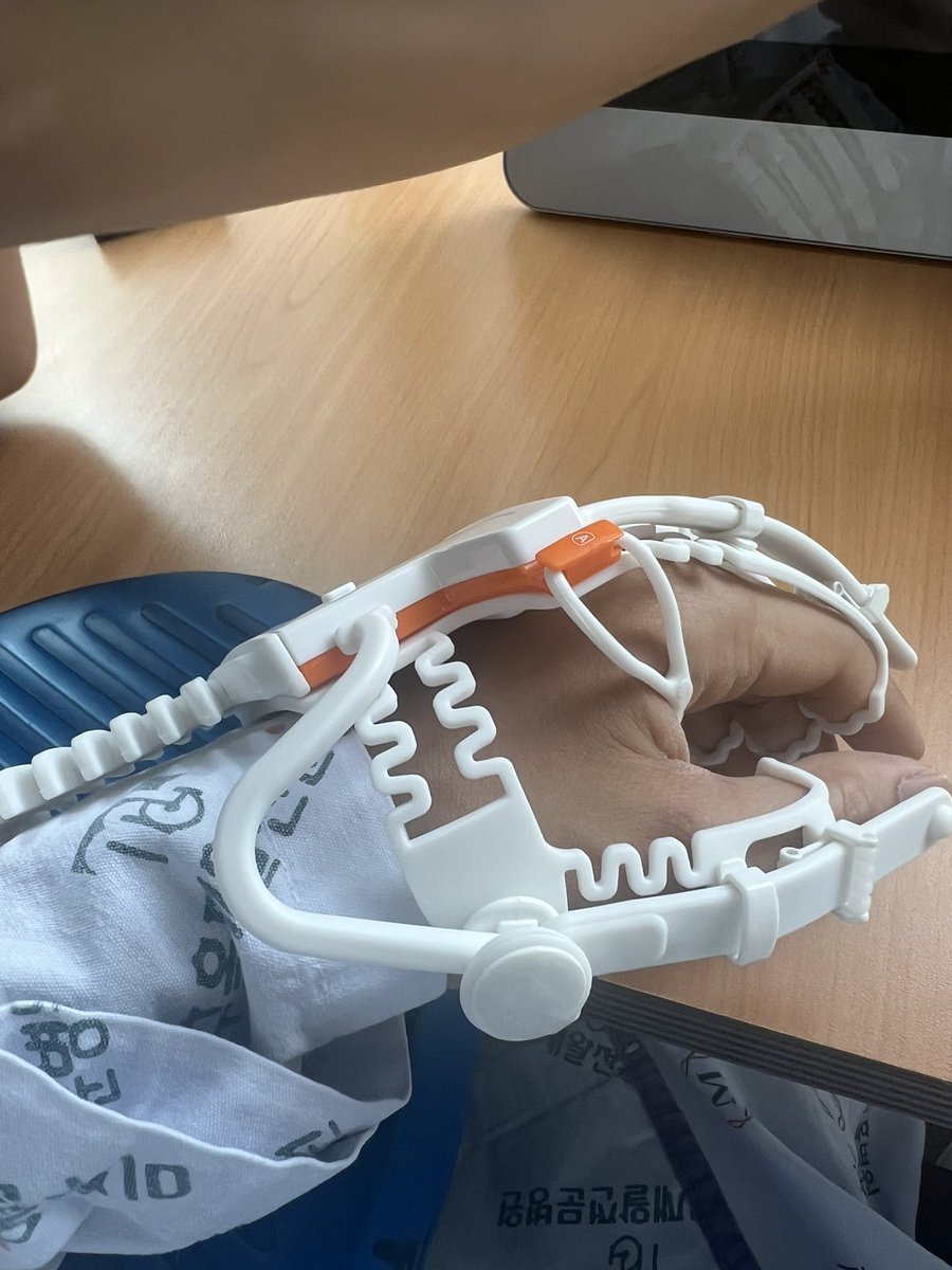 최석진 tweet media