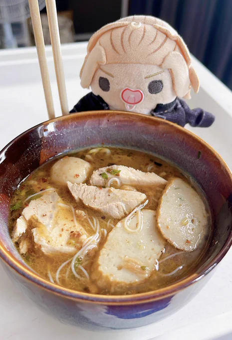 กินกะเต๋วกะจุ๊กี้ 