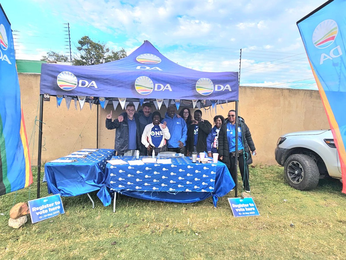 I’m in the gazebo where people are having lunch while others continue to man the meet&amp;greet table. I refuse to live in a world where I can’t even have lunch in peace without worrying about window-dressing for proponents of bigotous vitriol. Here’s some more pics for you💙💙💙