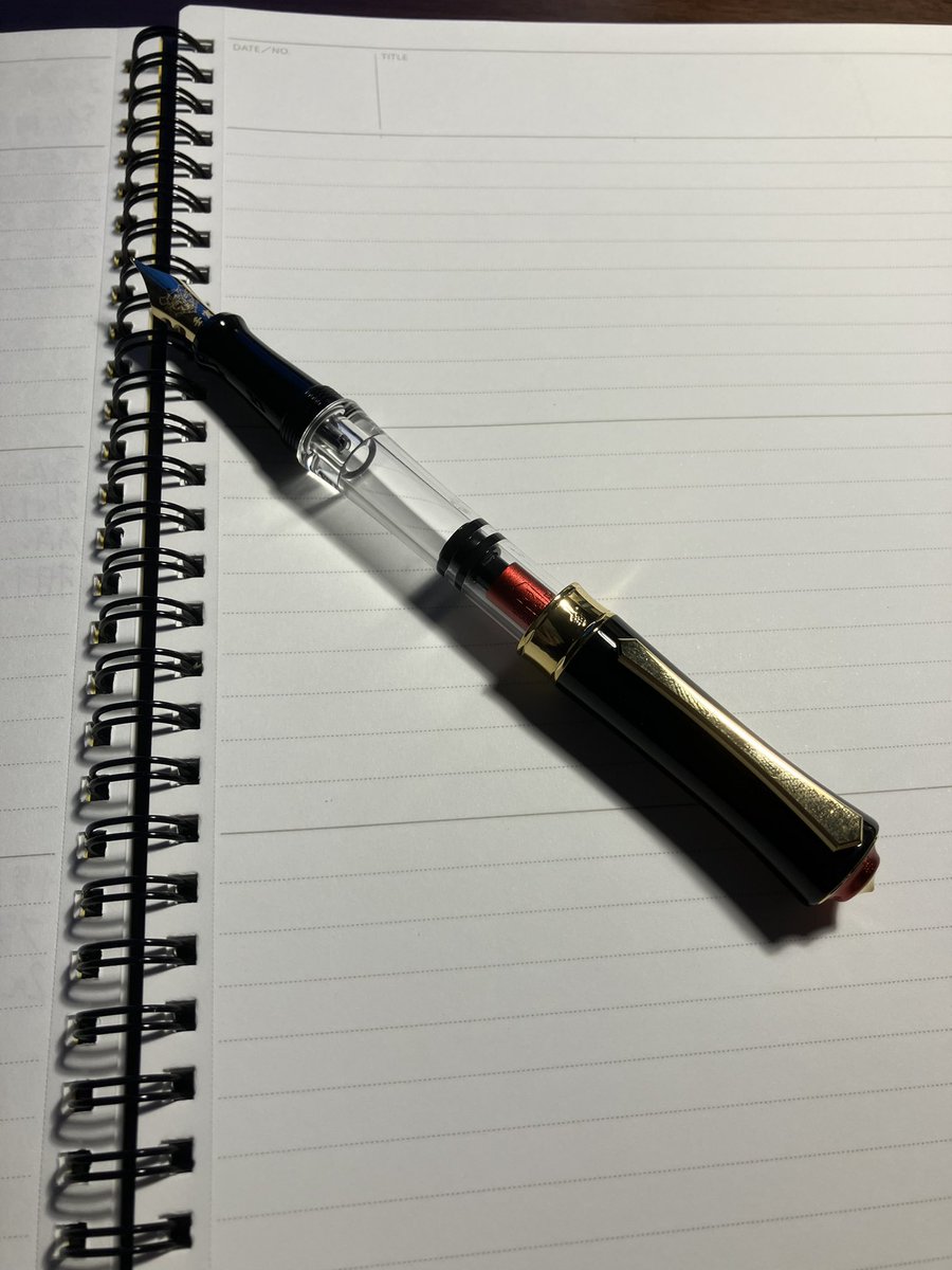 110dietcycle's tweet photo. 頼んでた万年筆が届いてたー！
penbbs 546！寅年記念デザイン！
日本の万年筆ではあまり見られない独特のフォルムやニブの寅マークがカッコいい！ https://t.co/x2qaV6M8Av