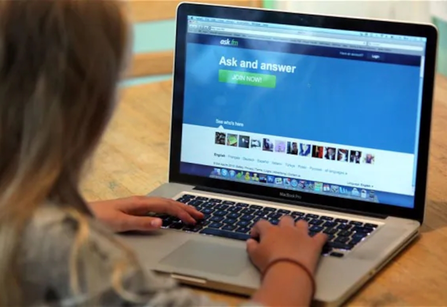 is4k's tweet image. Descubre los secretos de las aplicaciones de chat anónimo 💬 que más utilizan los/as menores a través de sus dispositivos, como son #Omegle, #F3 o #Connected2me.

incibe.es/menores/blog/a…