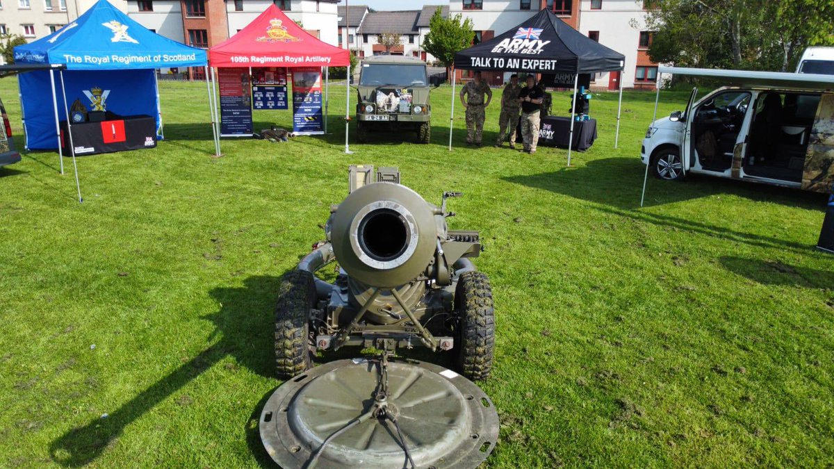 Superb day in the community @northedinfest on Saturday, an absolute pleasure to be invited, great event and incredible attendance- congratulations all involved ( yes we did enjoy playing with the drone 👍🏼) 🏴󠁧󠁢󠁳󠁣󠁴󠁿💂🏽‍♂️ #CommunityManager #EDINBURGH