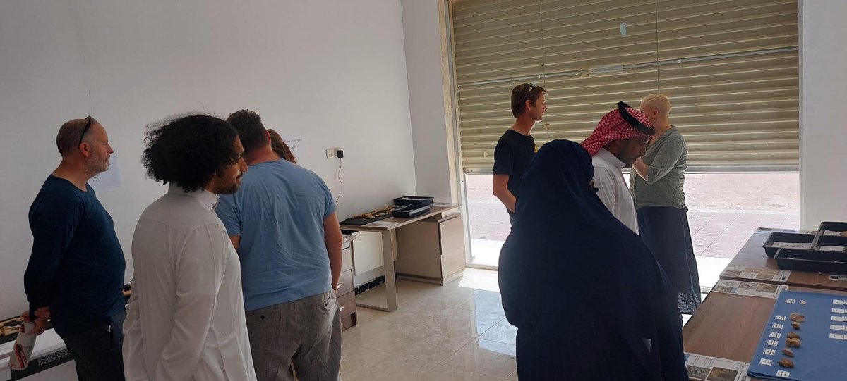 The inaugural community open day, hosted in collaboration with the <a href="/PAKEP_KSA/">PAKEP</a> project, was a great success.
Attendees were shown a timeline of the occupation of the area (based on archaeological findings) and recovered materials from excavations conducted over the last five years