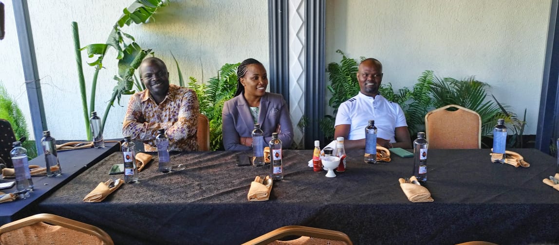 ReproductiveH15's tweet photo. Our Progressive CEC of Education,Youth and Sports Hon.Zipporah Ngugi together with  Hon.Neto Sakwa-MCA Kivumbini Ward and Hon.Muraya David MCA Flamingo Ward on commemoration of International Day of the family held at Waffles Hotel Nakuru courtesy of @KELINKenya, @LunaloMartin1 https://t.co/EqkSk5lNbg