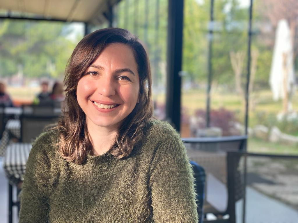 Bitlis Milletvekilleri;
Turan BEDİRHANOĞLU - Ak Parti
Hüseyin OLAN - Yeşil Sol Parti
Semra Çağlar GÖKALP - Yeşil Sol Parti
Memleketimize hayırlı uğurlu olsun. Kazanan vekillerimizi tebrik ederiz.
<a href="/T_Bedirhanoglu/">Turan Bedirhanoğlu</a> <a href="/huseyin_olan/">Hüseyin Olan</a> <a href="/Semra_caglar_/">Semra Çağlar Gökalp</a>