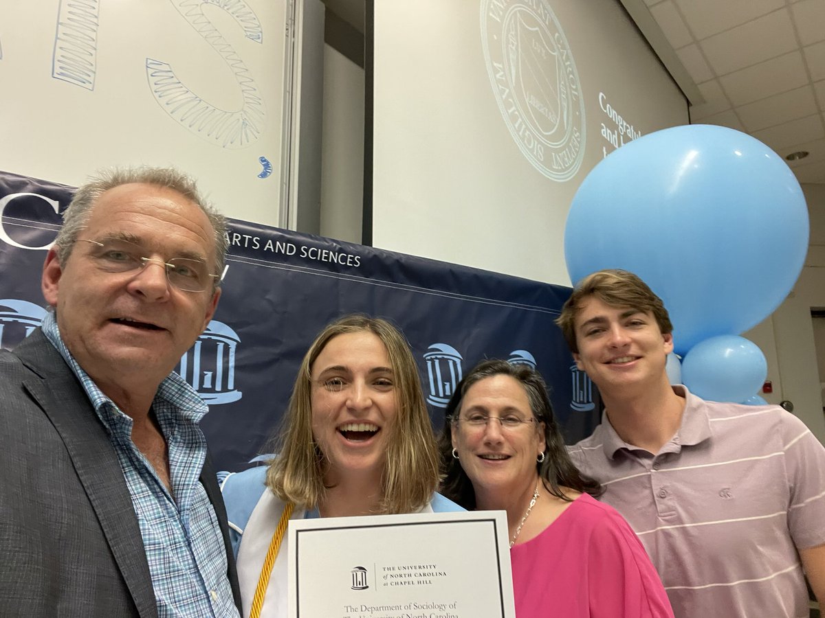 Sandy Scott tweet media