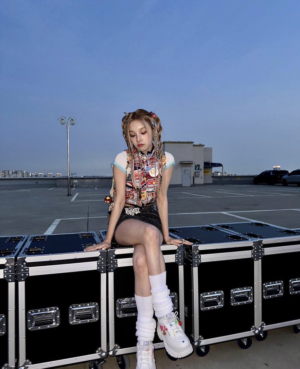 yuqi tweet media
