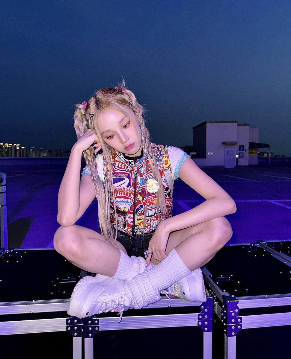yuqi tweet media