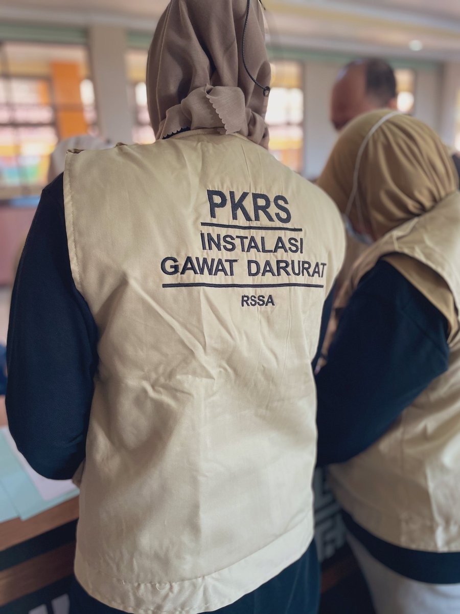 pulangsoree_'s tweet image. Yaa lelah yang menyenangkan. Seperti di Remaja Mushola dan Karang Taruna dulu. Selalu senang bersosialisasi dan berorgranisasi dengan mereka. Pengalaman baru, Ilmu baru, teman teman baru, ego ego dan pemikiran baru. Thanks for my team, Well done Gaes 👌🏻 #PKRS