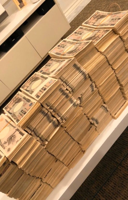 まだまだ配り足りません。

このままだと莫大な税金を払うことになります。

その前にどうか、応募して現金50万円お受け取りください。

応募方法は【フォロー＆いいね】のみで完了です。

完全早い者勝ちです。