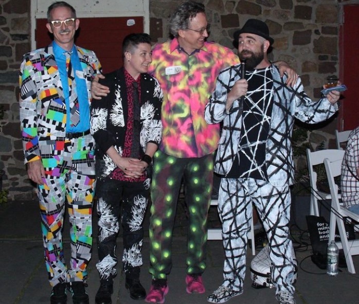 ArtsGowanus's tweet photo. Did someone say PATTERNS?? Sincere, heartfelt, transcendent thanks to all who donated, decorated, arranged, deranged our wild wooley joyful fundraiser. 💋You know who you are.💋#keepgowanuscreative https://t.co/I6KT7OAJLs