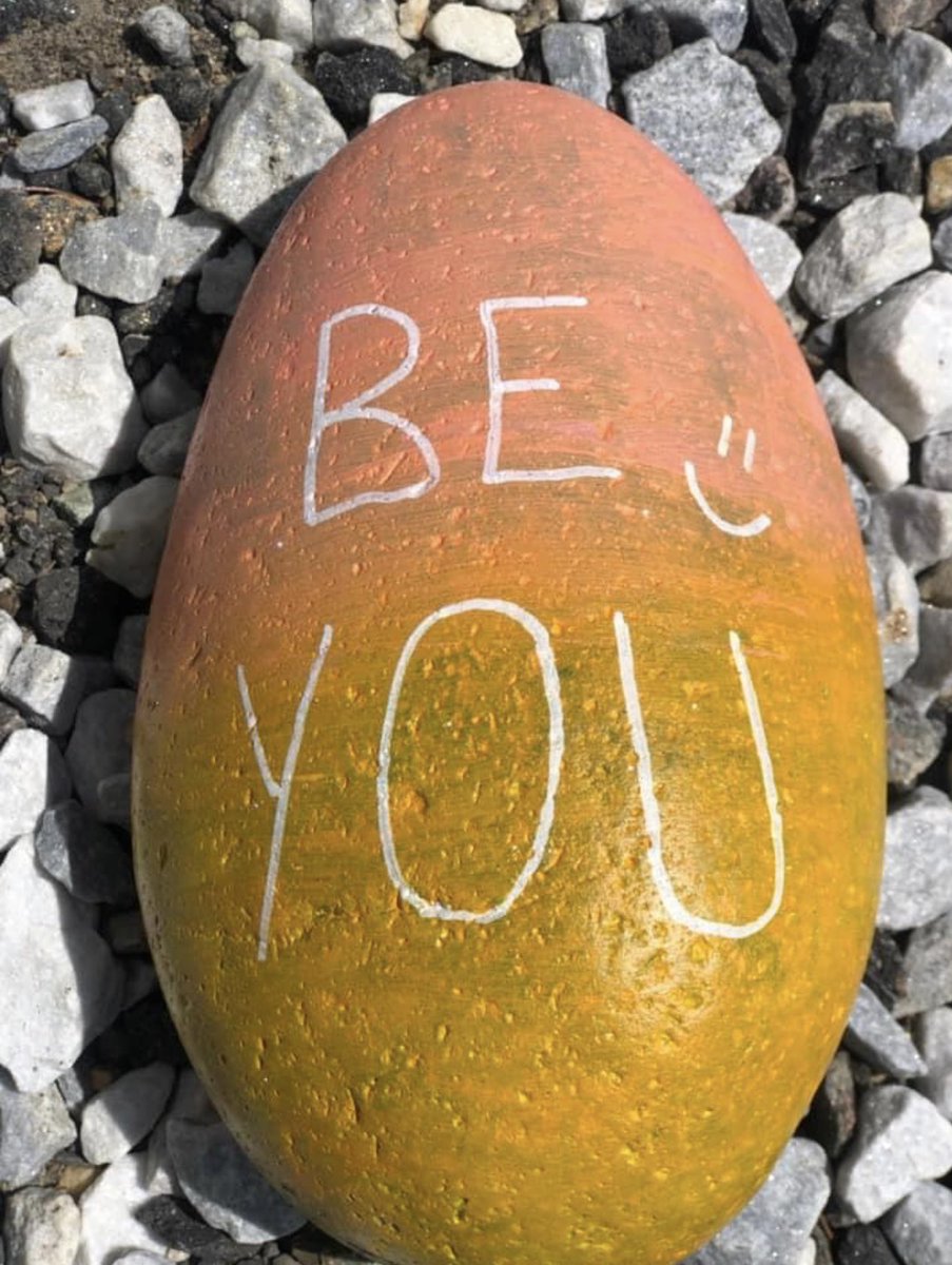 Rebecca EwellARTWMS tweet media