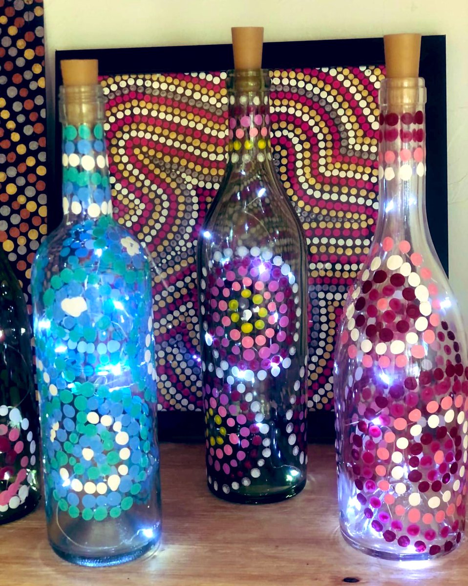 Rebecca EwellARTWMS tweet media