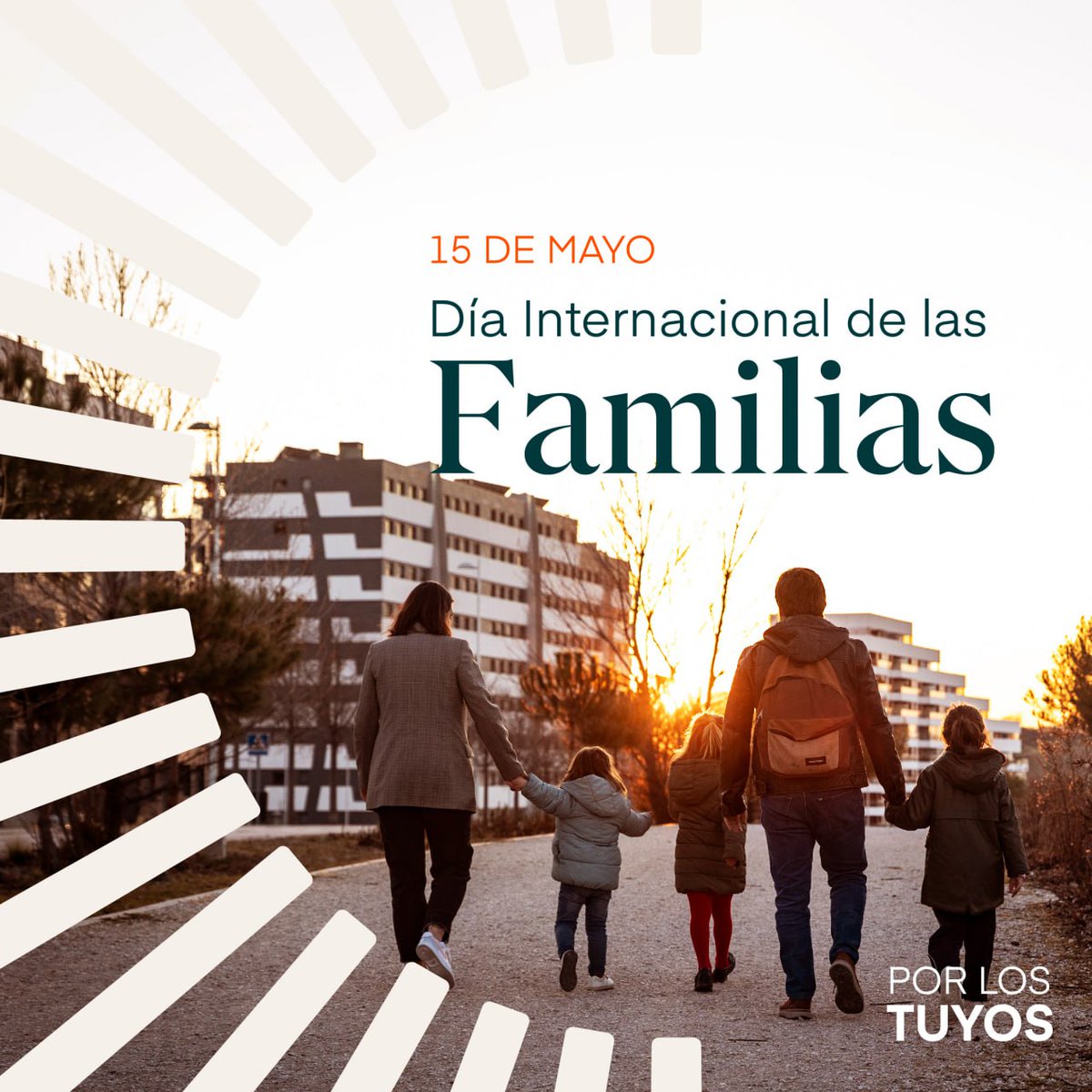 Mientras #PPSOE se olvidan de las familias, CS es el único partido centrado en mejorar la vida de aquellos que sostienen el Estado del bienestar sin recibir nada a cambio.

🧡👨‍👩‍👦‍👦 Devolveremos el tiempo y el esfuerzo a todas ellas. ¡Feliz Día de las Familias!

#28M #Libérate