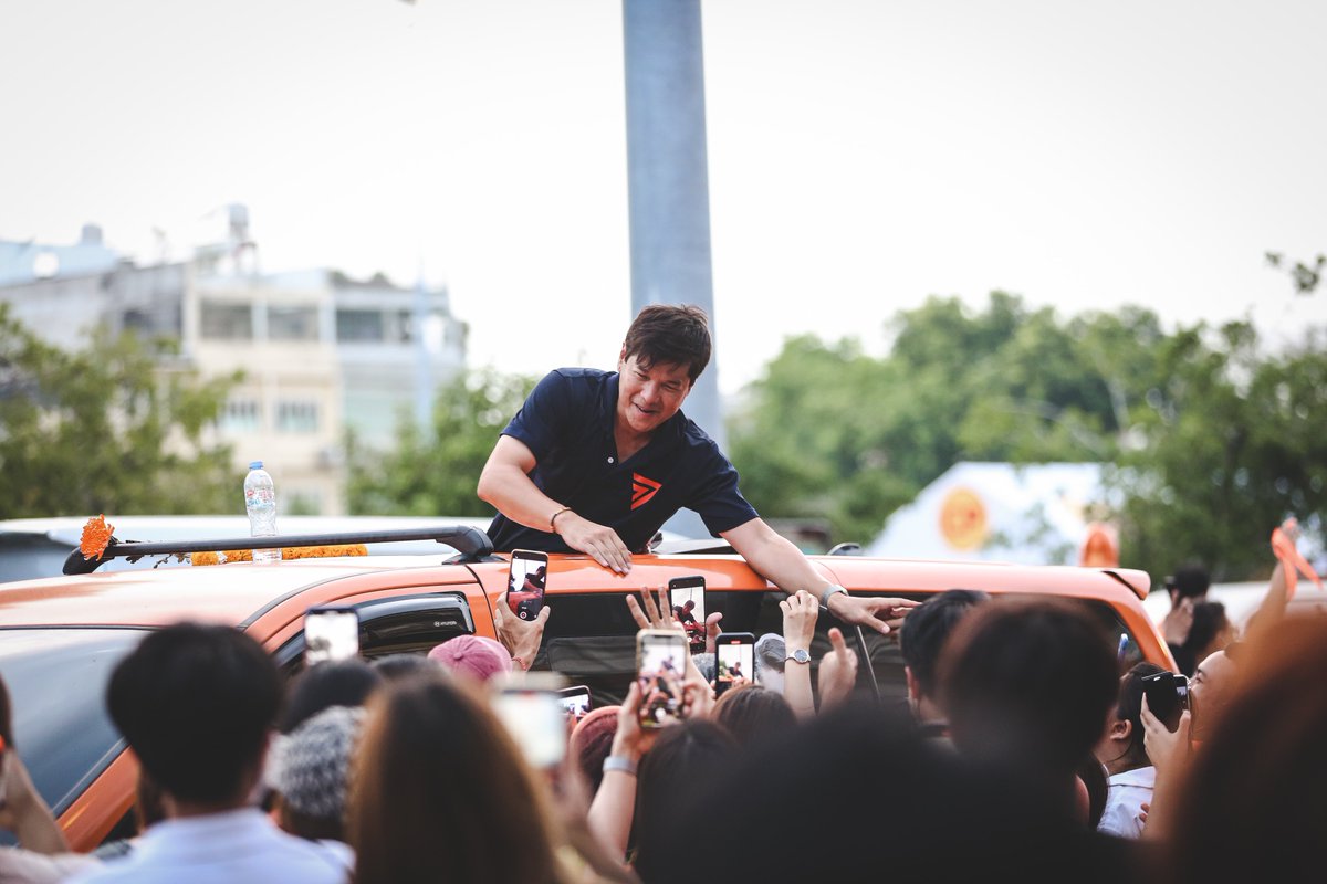 buoyant_9894's tweet photo. 🧡

#ก้าวไกลทั้งเเผ่นดิน #ก้าวไกล #เลือกตั้งปี66 https://t.co/RTaTWb0aiu