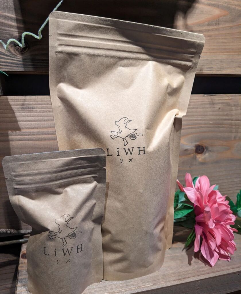 LiWH_RawSugar's tweet photo. なんと!業務用の10倍特大サイズ!
600g入りになります🎉
ご要望があり、少し余分にストックしてますのでご購入希望の方はお問合せください😊
#LiWH #黒糖工房LiWH #沖縄県産黒糖 #黒糖 #沖縄黒糖 #業務用 #特大 https://t.co/wZK1nKkWHJ