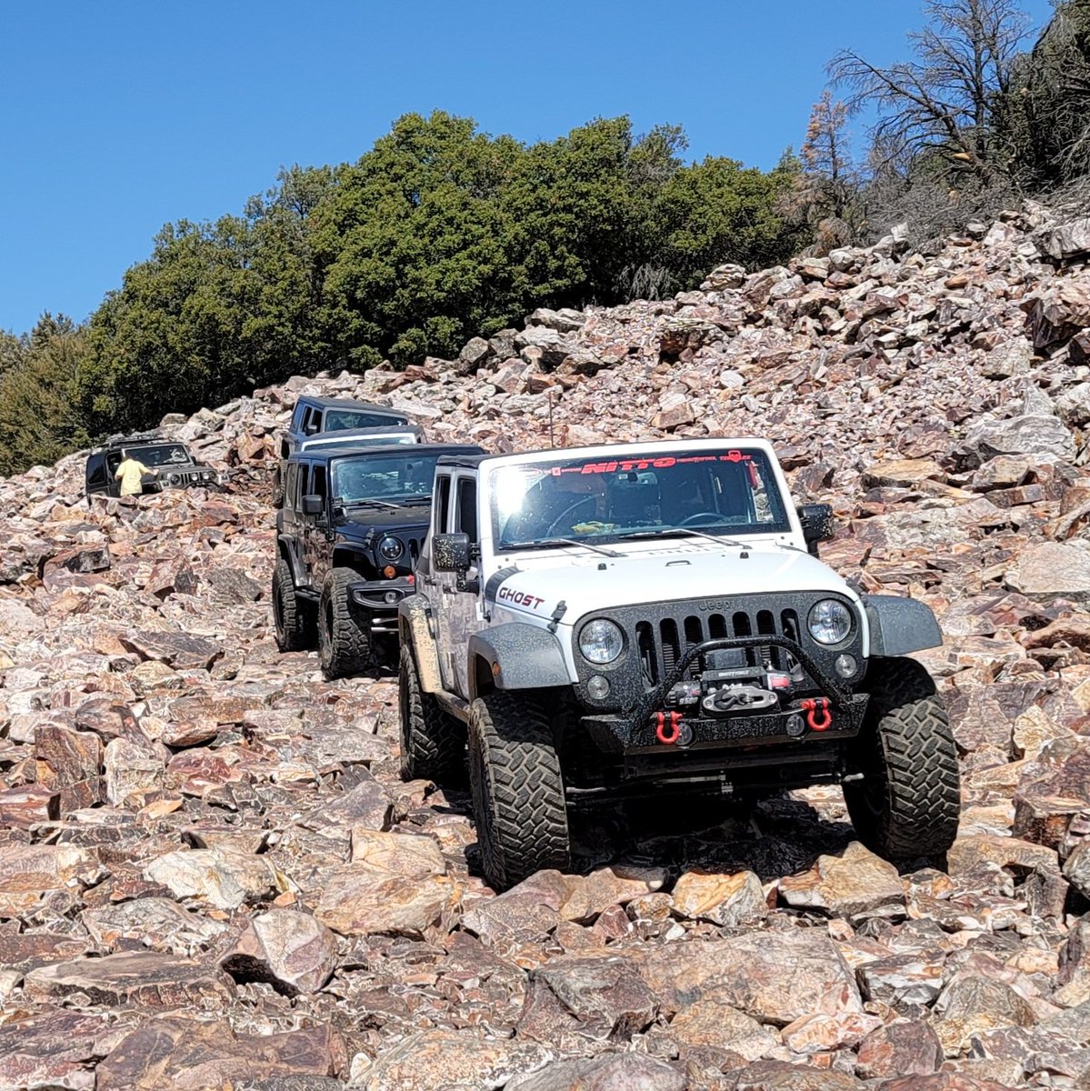 Trying to get away from another Monday 🥴

#Mondays #Jeep #Jeepers #JeepWave #ItsAJeepThing #NittoTires #OffRoad

_OIIIIIIIO_
@Jeep | @THEJeepMafia | @NittoTire | @2fingeredsocie1 | @onXmaps