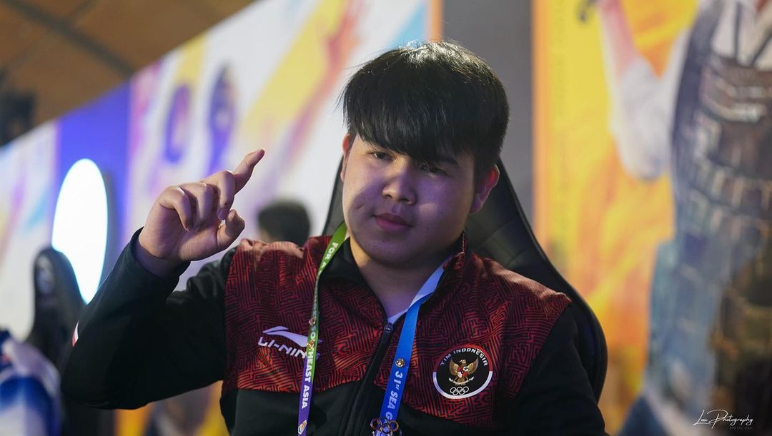 Mitipediaa's tweet photo. 𝗣𝗨𝗕𝗚𝗠 ��𝗢𝗟𝗢 𝗠𝗢𝗗𝗘 - #SEAGames2023

Satarrr back-to-back medal perak 🥈🔥

🥇 🇰🇭 CAM1 Skynin
🥈 🇮🇩 INA2 Satarrr
🥉 🇻🇳 VIE2 Parajin https://t.co/NjkryxdBQ3
