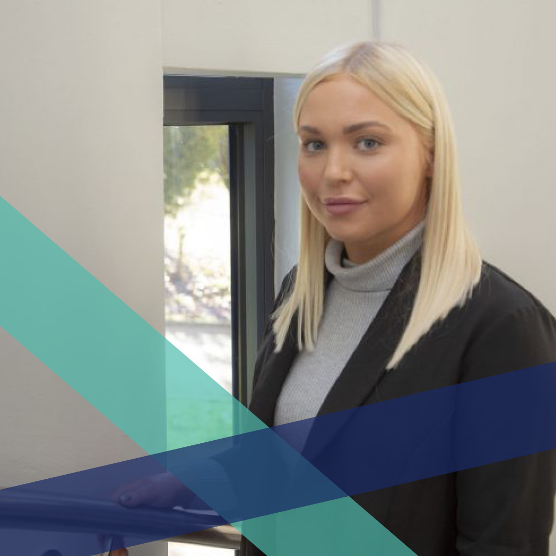 Clowes_UK's tweet photo. #MeetTheTeamMonday

>> Katie Caldbeck.
>> Assistant Accountant.
>> Joined #ClowesDevelopments in September 2014.
>> Katie achieved her AAT qualification in 2019 and is now working towards CIMA.

Meet the rest of the team here: https://t.co/haiPwE9JrE https://t.co/117KatDlrE