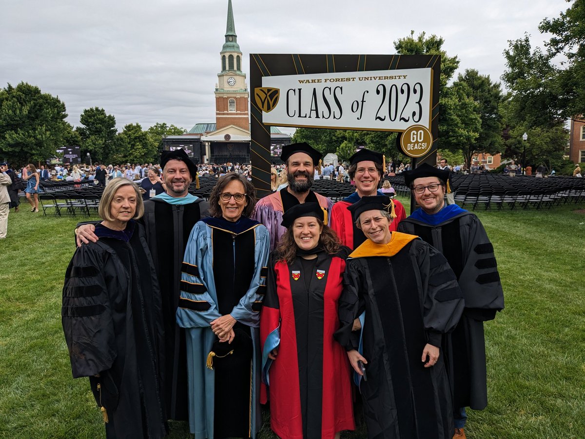 shannontbrady's tweet photo. Congratulations, graduates!
With joy and admiration,
The Psychology Dept
#wfugrad https://t.co/Tu68YU33S6