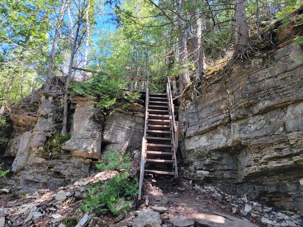 Cup and saucer trail #manitoulinisland #hiking #outdoors