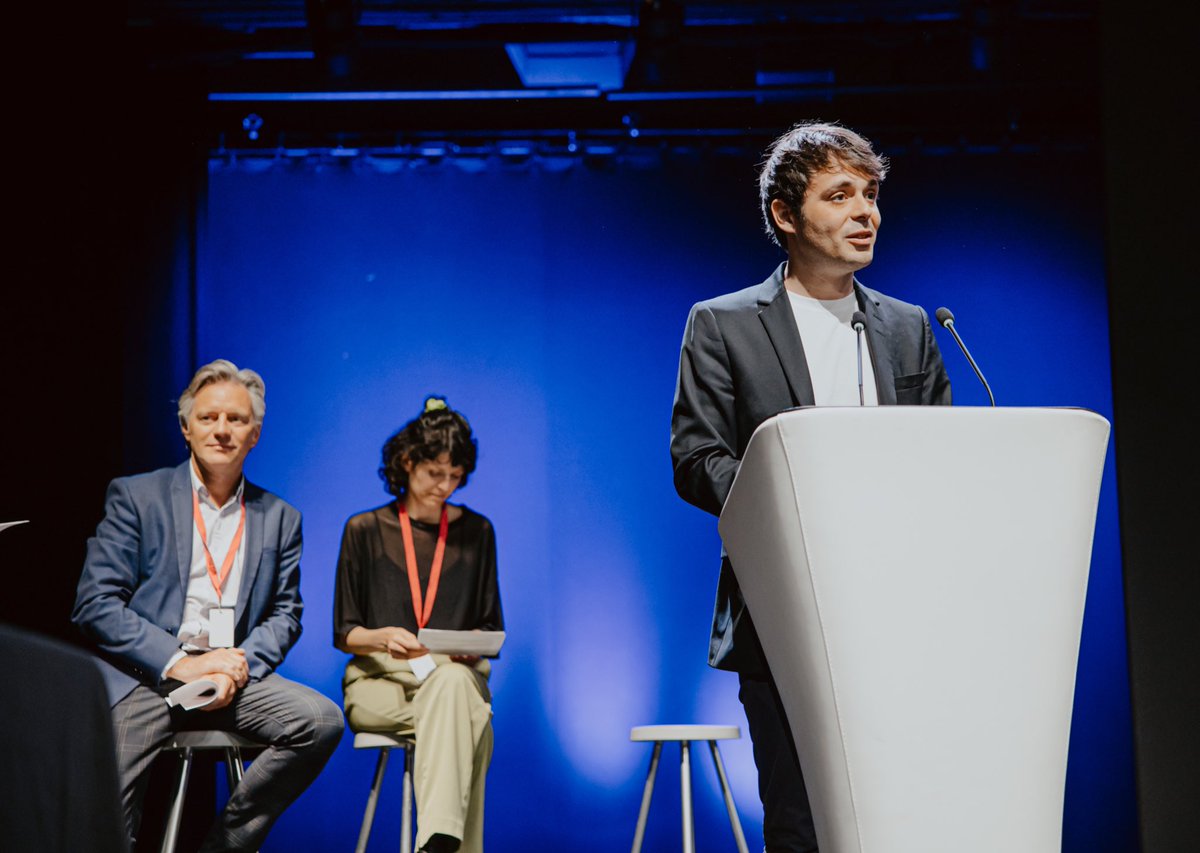 GuilhemCaillard's tweet image. La 10e édition du #festivalullnu vient de s’achever en beauté, avec plusieurs prix remis par notre jury professionnel, dont Meilleur film pour le merveilleux #ALTERITATS co-réalisé par deux cinéastes prometteuses, l’andorrane Alba Cros et la catalane Nora Haddad.
@GovernAndorra