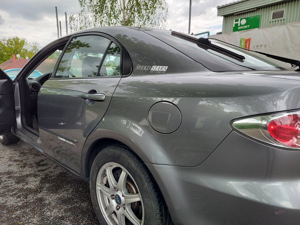 DanielRebicek's tweet photo. Pro dnešek žádný zavoďák, ale moje přibližovadlo. Konečně se mi vrátilo z vyvařování a lakování. Nebudu lhát Mazda 6 bez chycených lemů vypadá moc dobře 👌
#mazda #car #mazda6 #automotive #paintjob #progress #exterior #SecondLife #grey  @Mazda_Europe #daily #photo #photography https://t.co/Zn7VF1RcPB