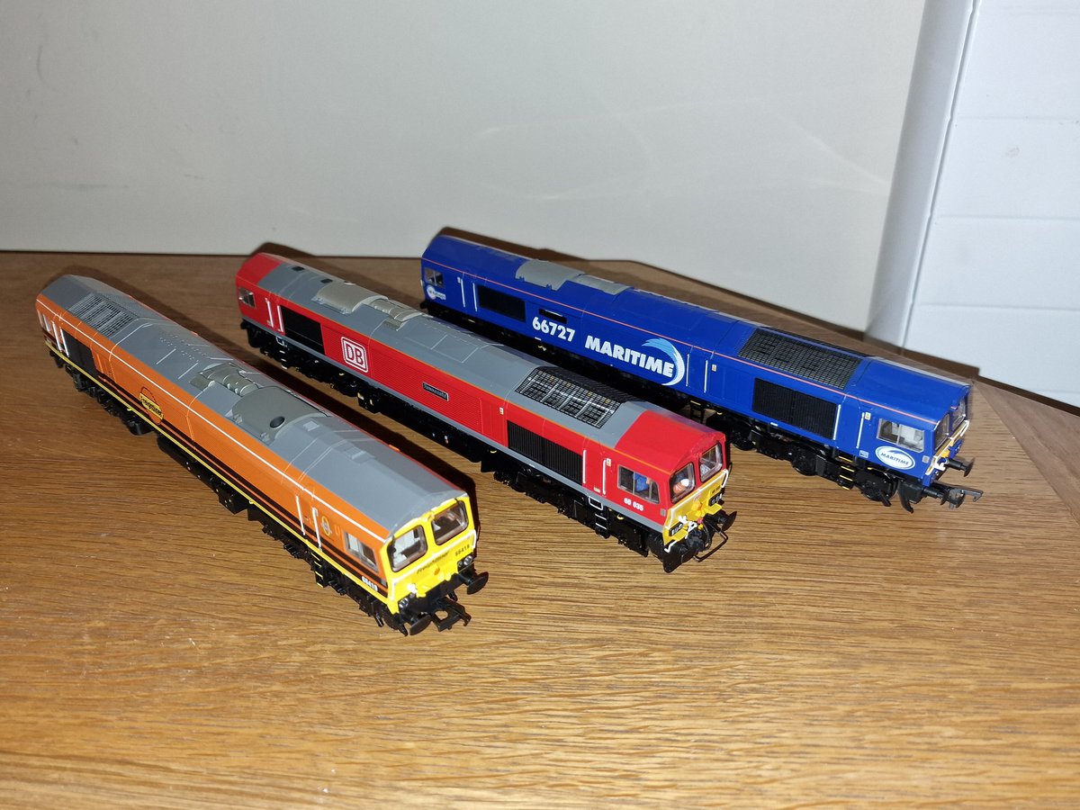 Apologies lack of updates lately, still sorting stuff in new house &amp; layout isn't quite up &amp; running yet; however been able to test these recent purchases- nice additions to the 66 fleet! #modelrailways