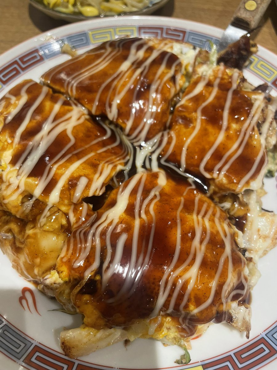 rinney0331's tweet photo. 大阪出張なう。
もう今日は本読んで寝ます👨🏻🌸

#ウェルビーイング　#リトリート https://t.co/Z4Rsi25kBh
