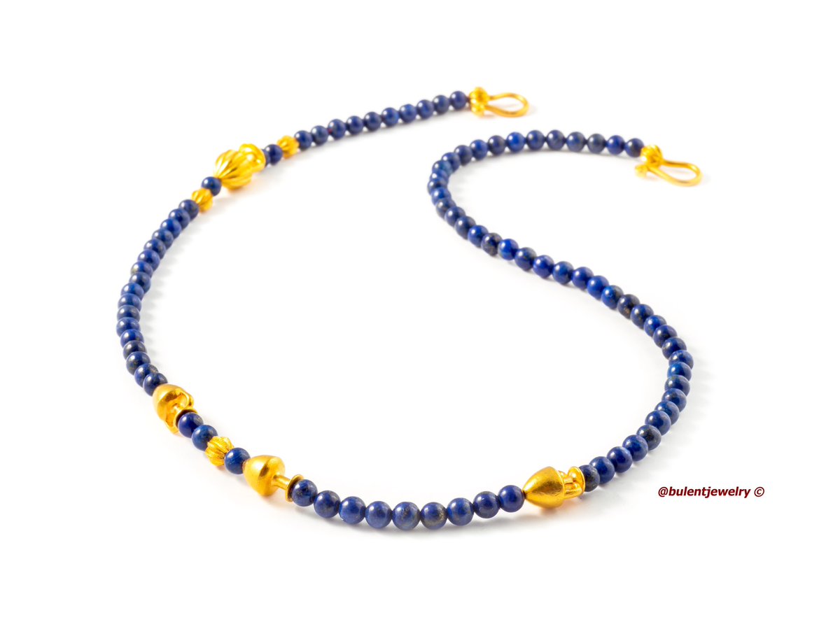 bulentjewelry's tweet photo. Pure Gold Amphoriskos, Vases, Ribbed Gold Beads and Lapis Lazuli Beads Necklace. It was Inspired by the Small Amphoras (Bottle) with Two Handles, Where Women were Used to Keep Perfumes and Medical Ointments in the Ancient Period.

#ancient #ancientdesign #ancientjewelry #antique https://t.co/eX13DL6yJJ