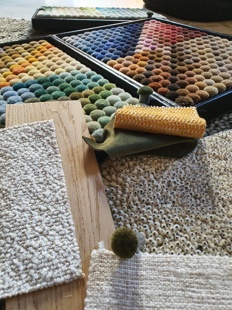 Playing with luxurious layers of texture and colour for a beautiful home makeover.

#philippikusdesign #interiordesign #interiordesigner #bespoke #custom #turnkey #interiors #newproject #residential #homemakeover #layering #texture #luxury #southafricandesign #interiordesignsa