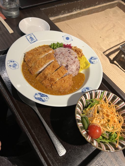 I promised Japan food pics so here you go! 🤤 https://t.co/jtfyRfGNAx