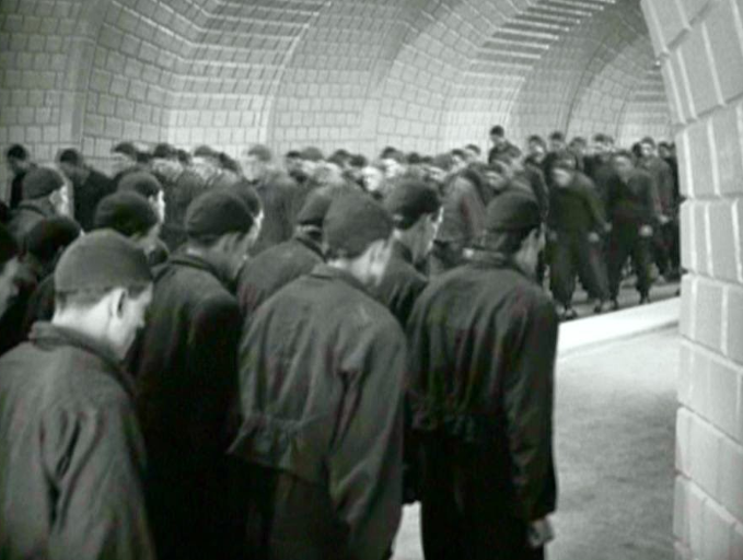 "Workers with no rights and no wages is the holy grail for any self-respecting financial parasite"

winteroak.org.uk/2023/05/15/wor…