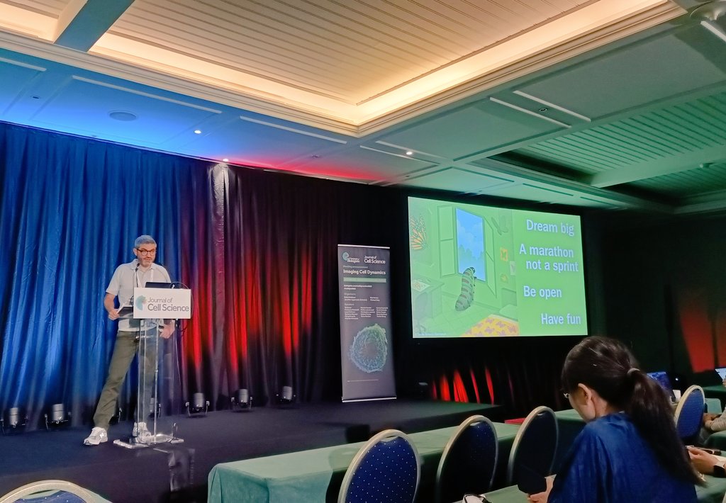 gomez_mariscal's tweet photo. Day2 in #celldyn2023 starts with important messages from inspiring @christlet and @Melike_Lak at careers at glance #beopen #collaborate #keepopenmind "make your own path work for you" "make the most of the choices you make" "go with what your gut feeling's telling you" #havefun https://t.co/JYYddp8UbD