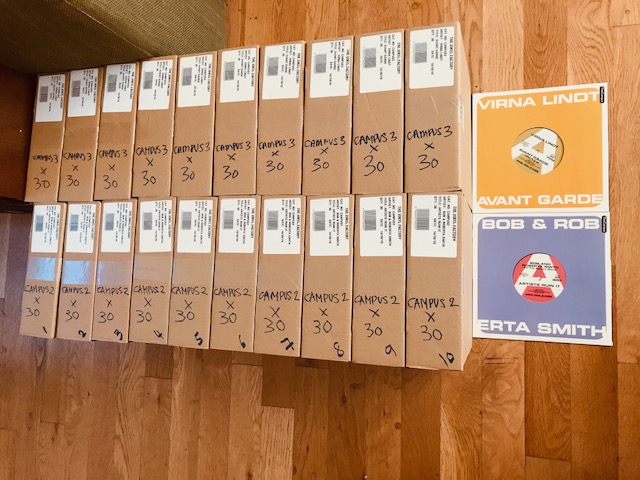 tottaylor1's tweet photo. .
.

boxes of 

2 x great 10" re-pressings 

@VIRNALINDT1  

Virna LINDT's - 'AVANT-GARDE 10"  +
BOB &amp; ROBERTA SMITH's - 'ARTISTS RUIN IT' 10"

final batch of these editions on #TOTTAYLOR 's 

TheCAMPUS label (via @RoughTrade  

#BobandRobertaSmith

go off to the outside world https://t.co/HS8cwheuS2