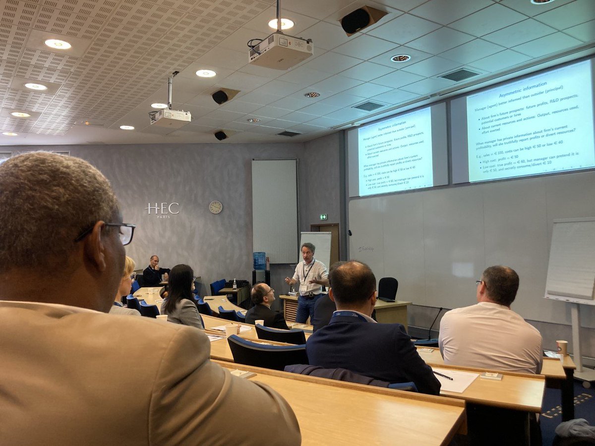 HECKnowledge's tweet photo. #HECprof Bruno Biais kicks off the #FutFinInfo conference with the keynote "Money and Information".

Prof Biais is an expert of #cryptocurrencies and #blockchain. Find his insightful #RESKILL Masterclass here https://t.co/hwRcko1Wot

 #FutFinInfo #finance #academicconference https://t.co/NZ0mMqrtkf