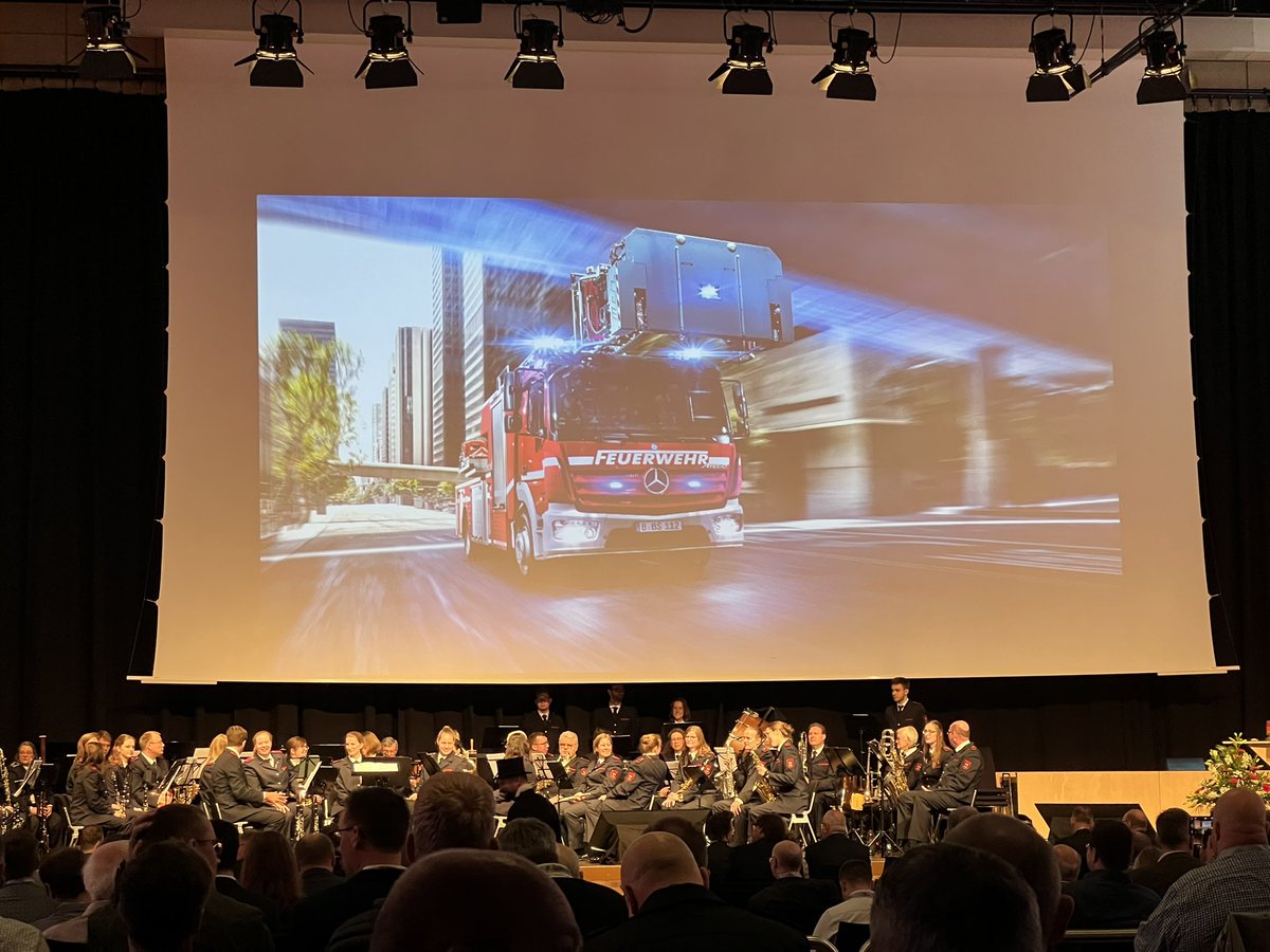 MaxNuessler's tweet photo. Eröffnungsfeier vfdb-Jahresfachtagung in Münster #vfdb #Münster https://t.co/9SfnbQTJWU